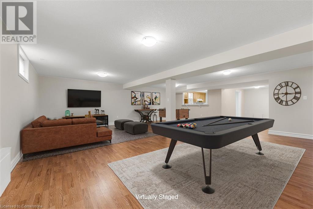 Photo 8 of 66 Chelmsford Place, Hamilton ON