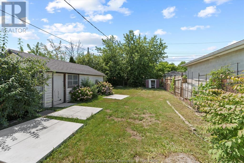 Photo 26 of 379 Lauzon Road, Windsor ON