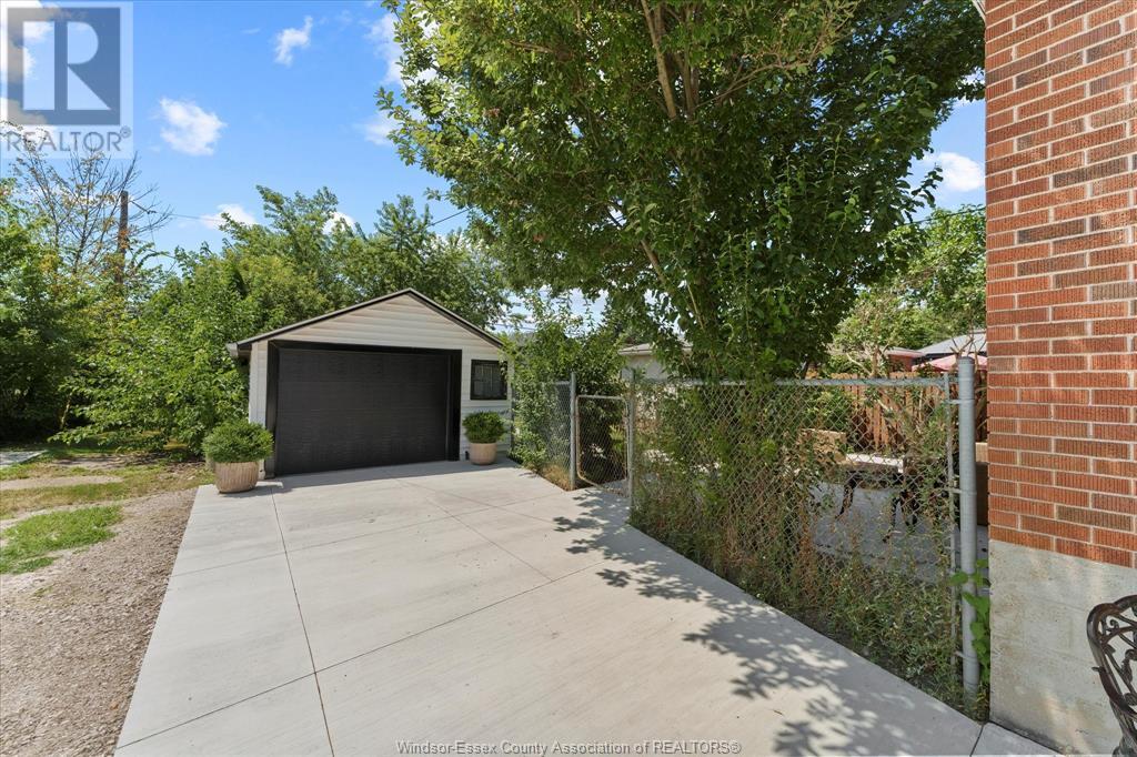 Photo 22 of 379 Lauzon Road, Windsor ON