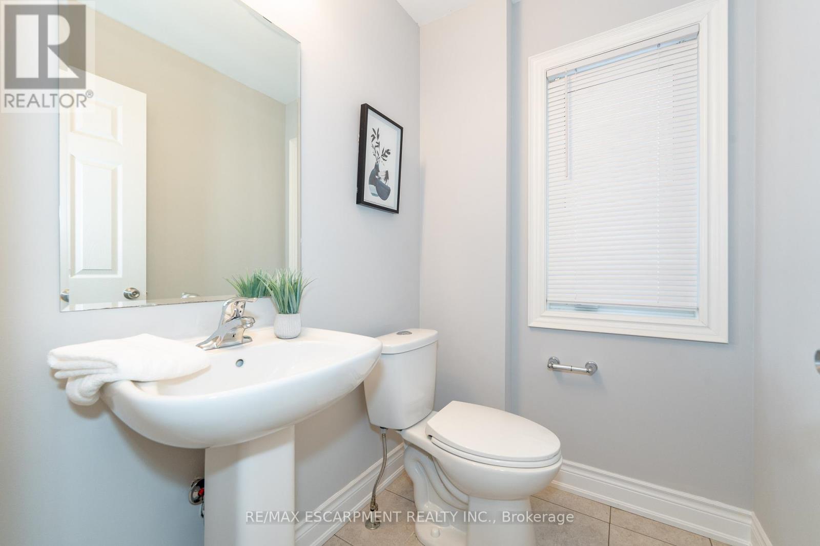 Photo 27 of 3152 Goodyear Road, Burlington ON