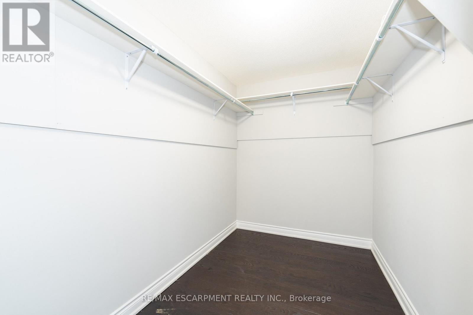 Photo 33 of 3152 Goodyear Road, Burlington ON