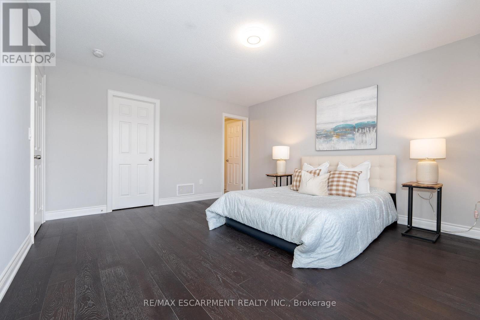 Photo 30 of 3152 Goodyear Road, Burlington ON