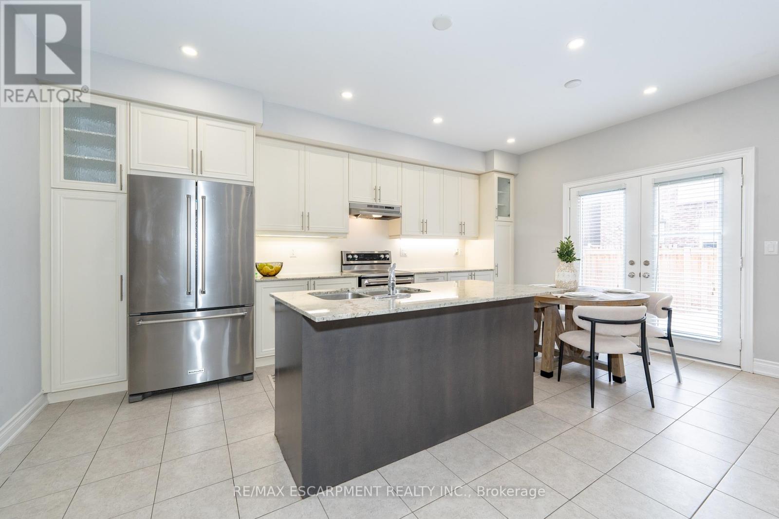 Photo 36 of 3152 Goodyear Road, Burlington ON