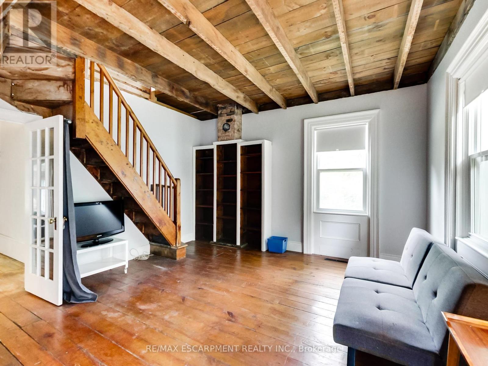 Photo 3 of 6142 Guelph Line, Burlington ON