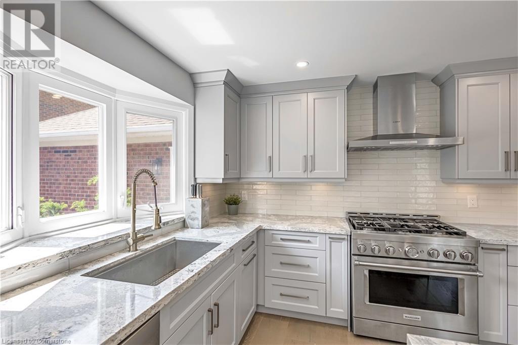 Photo 14 of 1399 Winterberry Drive, Burlington ON