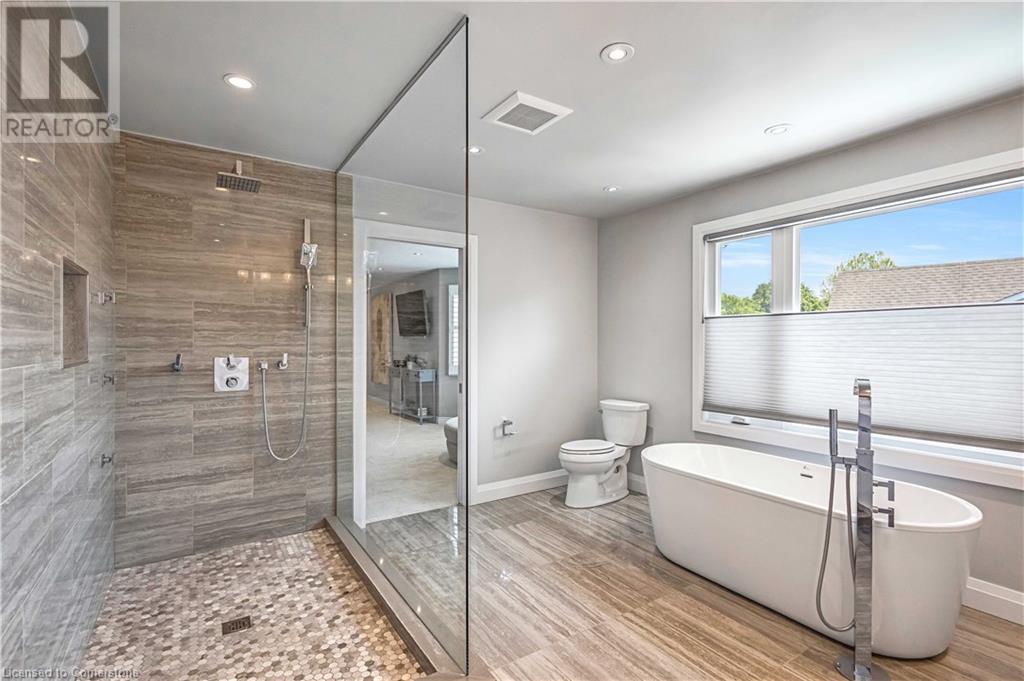 Photo 28 of 1399 Winterberry Drive, Burlington ON