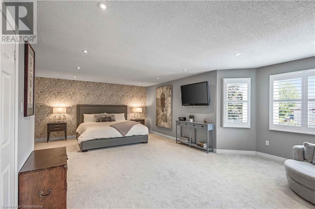Photo 24 of 1399 Winterberry Drive, Burlington ON