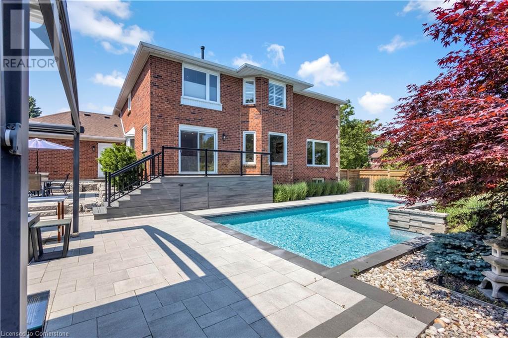 Photo 36 of 1399 Winterberry Drive, Burlington ON