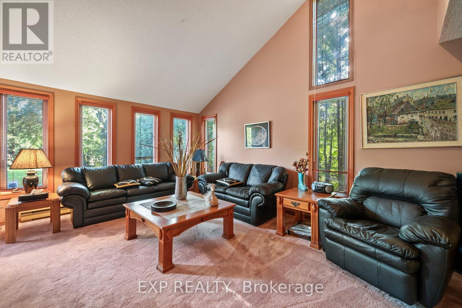 Photo 18 of 582 Duclos Point Road, Georgina ON