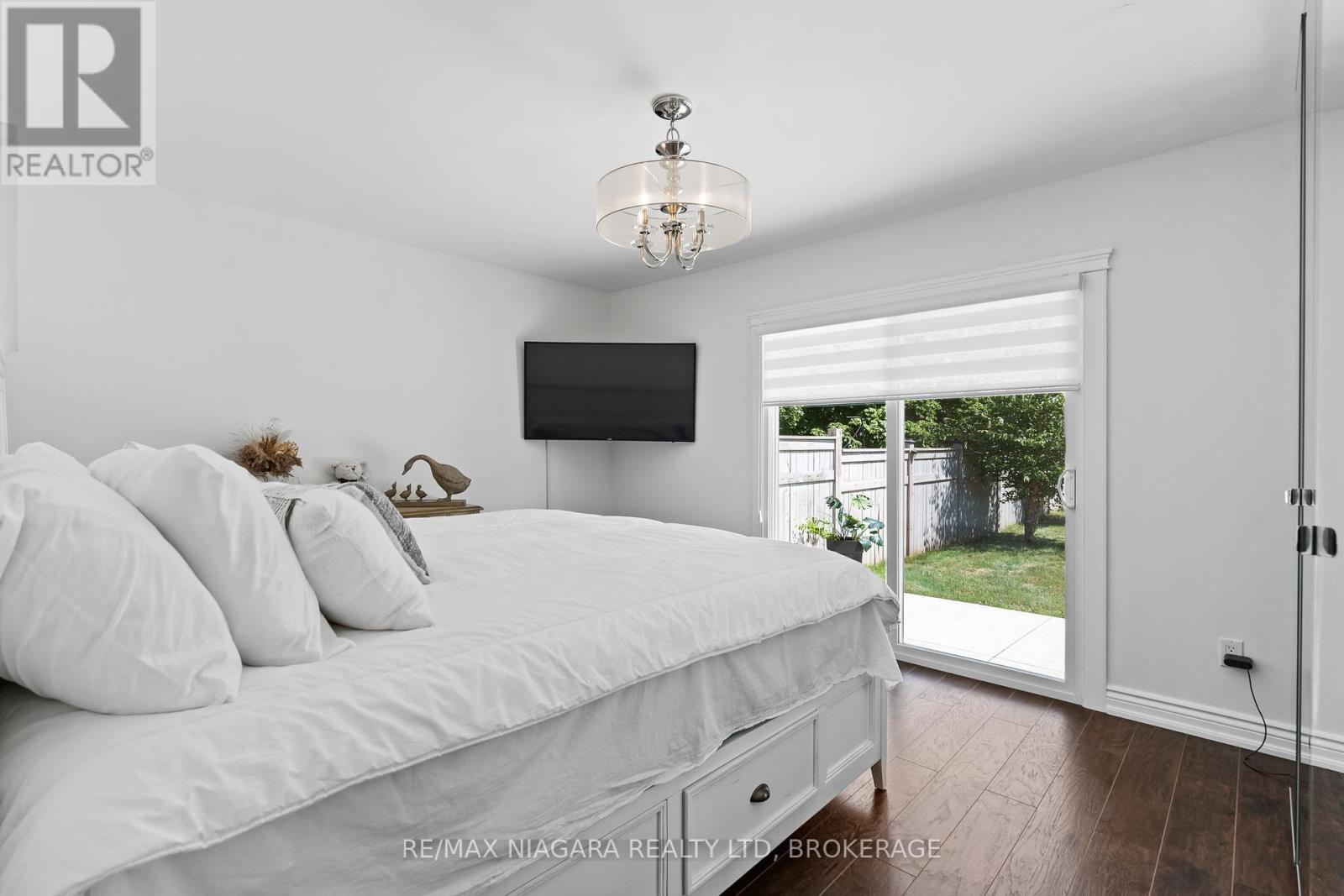 Photo 10 of 1427 Niagara Stone Road, Niagaraonthelake ON