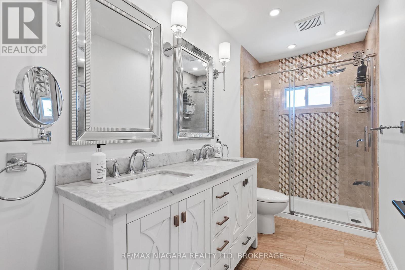 Photo 13 of 1427 Niagara Stone Road, Niagaraonthelake ON