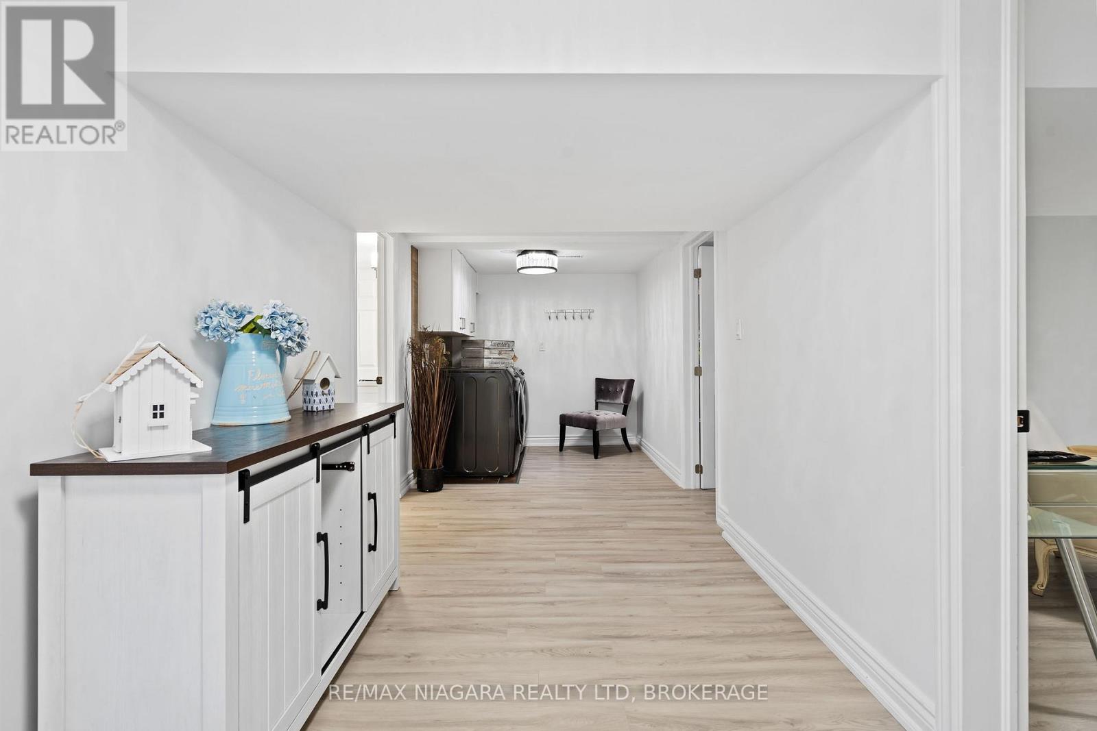Photo 17 of 1427 Niagara Stone Road, Niagaraonthelake ON