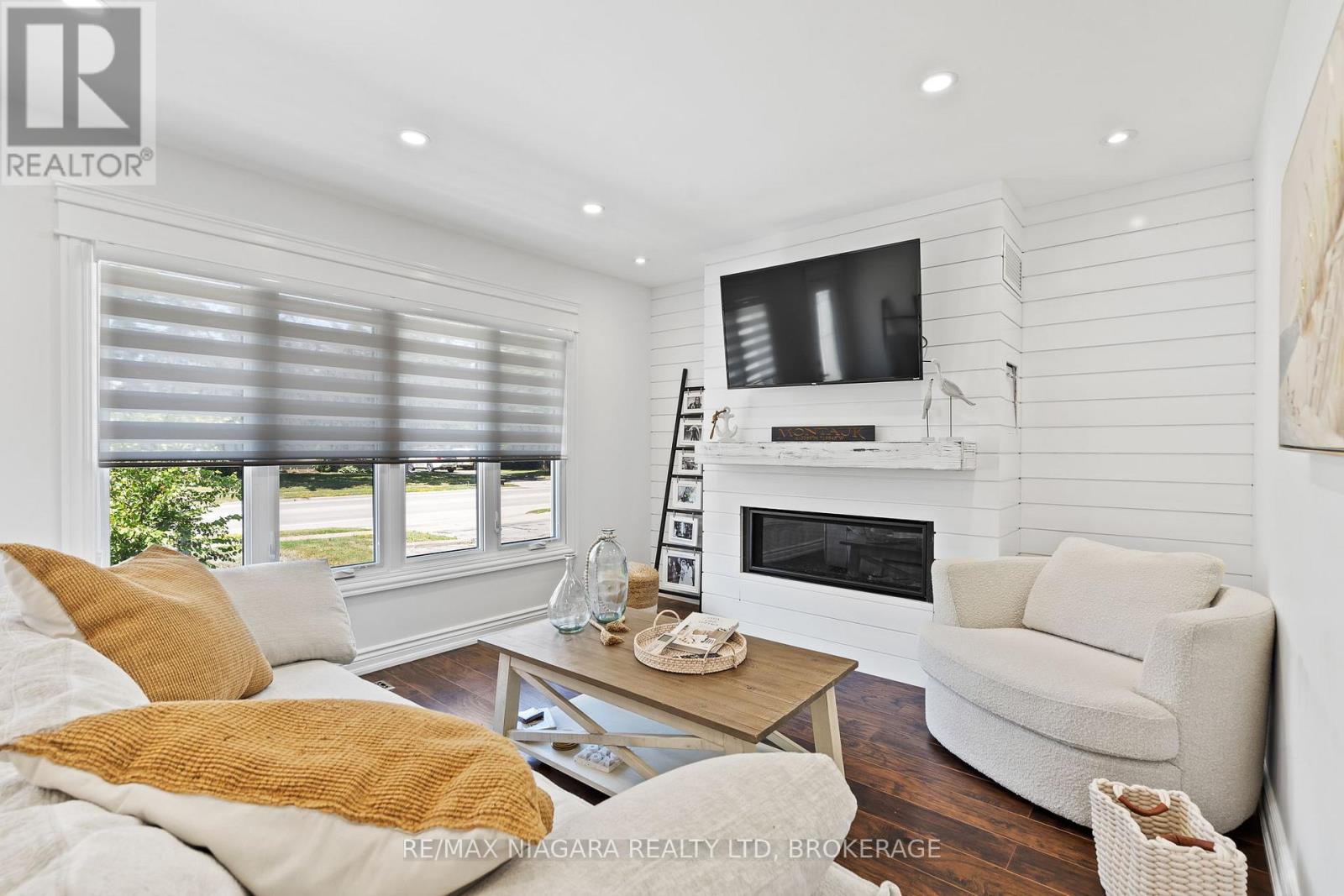 Photo 8 of 1427 Niagara Stone Road, Niagaraonthelake ON