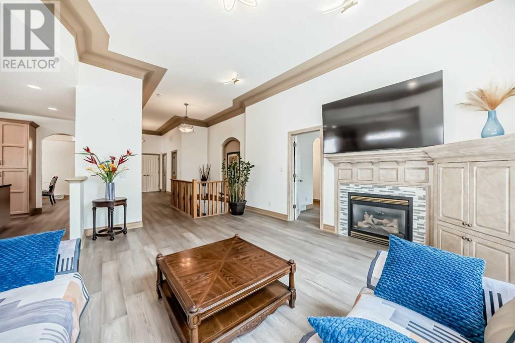 Single Family House Bungalow for Sale in  Simcoe Gate SW Signal Hill Calgary 