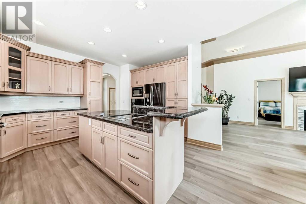 Single Family House Bungalow for Sale in  Simcoe Gate SW Signal Hill Calgary 