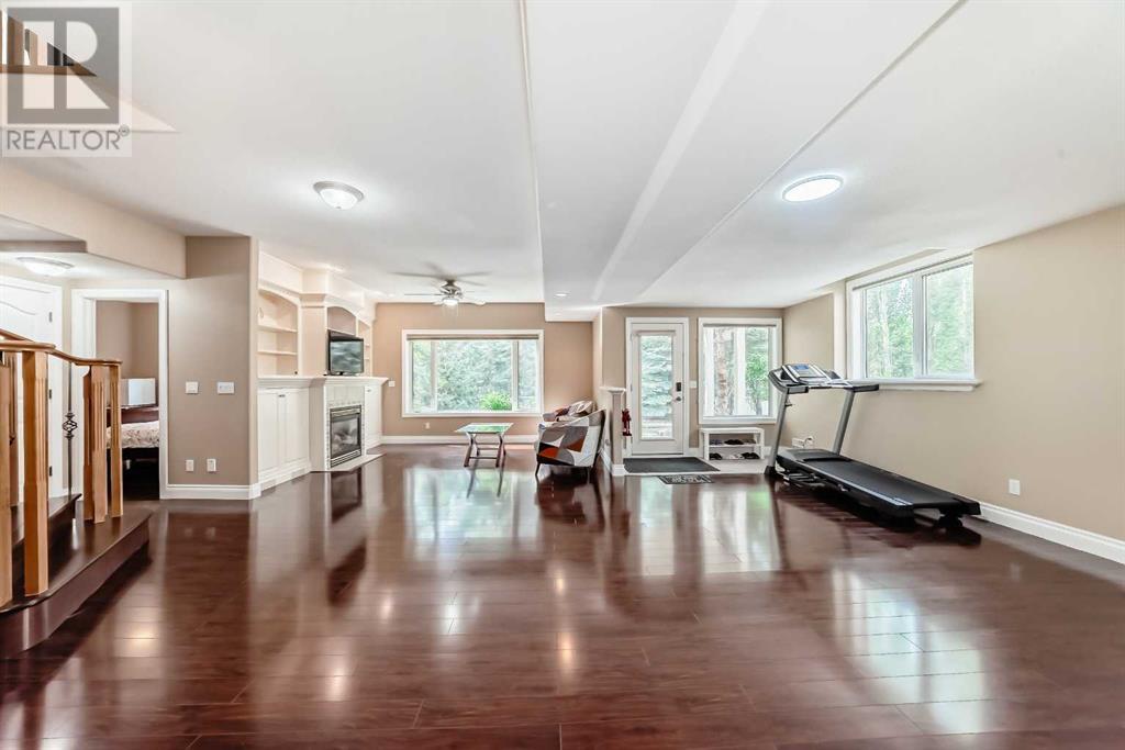 Single Family House Bungalow for Sale in  Simcoe Gate SW Signal Hill Calgary 