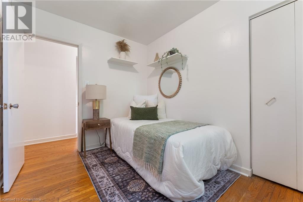 Photo 20 of 1610 Hobbs Crescent, Mississauga ON