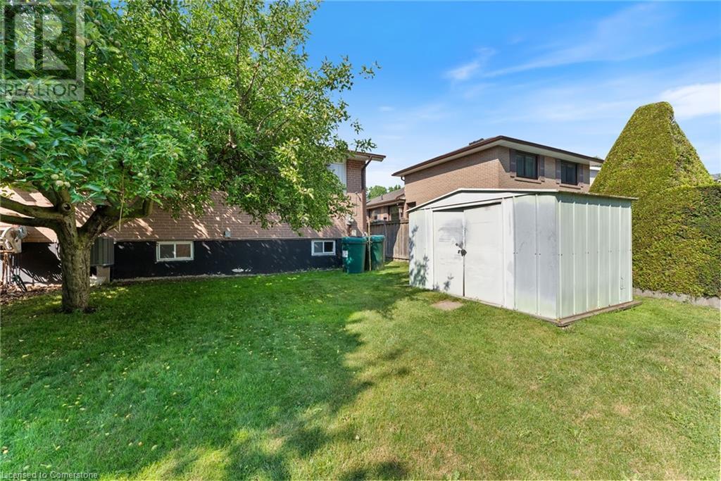 Photo 21 of 1610 Hobbs Crescent, Mississauga ON