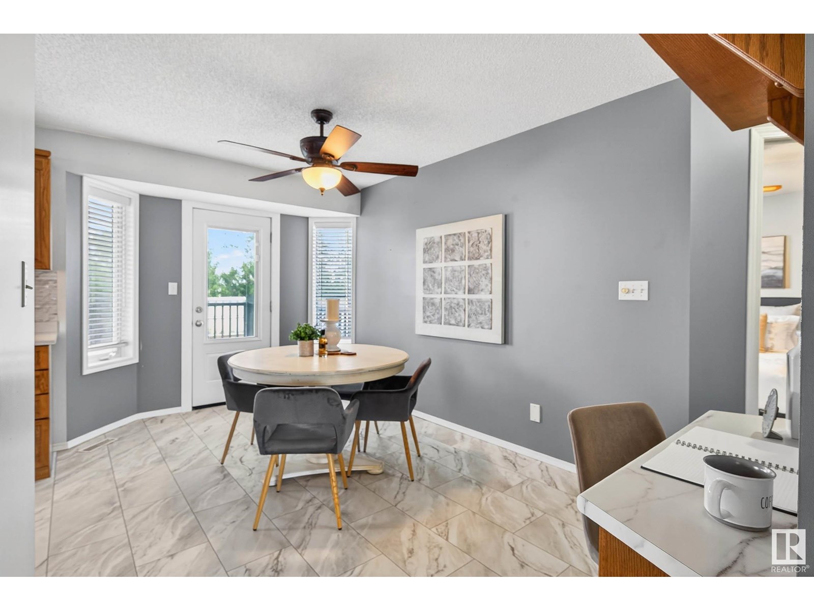 Photo 13 of 1079 Jones Cr Nw, Edmonton AB