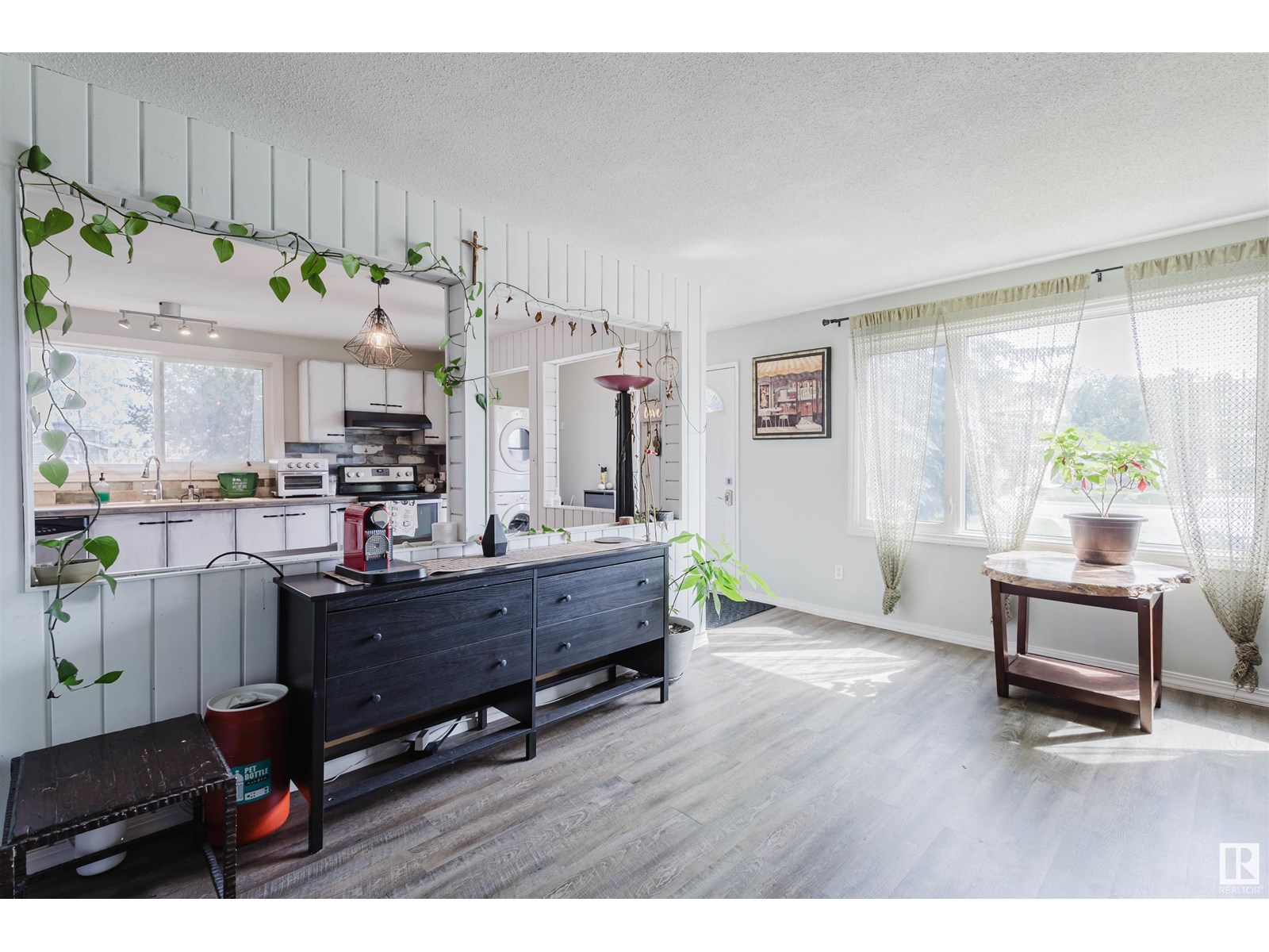 Photo 12 of 11452 39 Av Nw, Edmonton AB