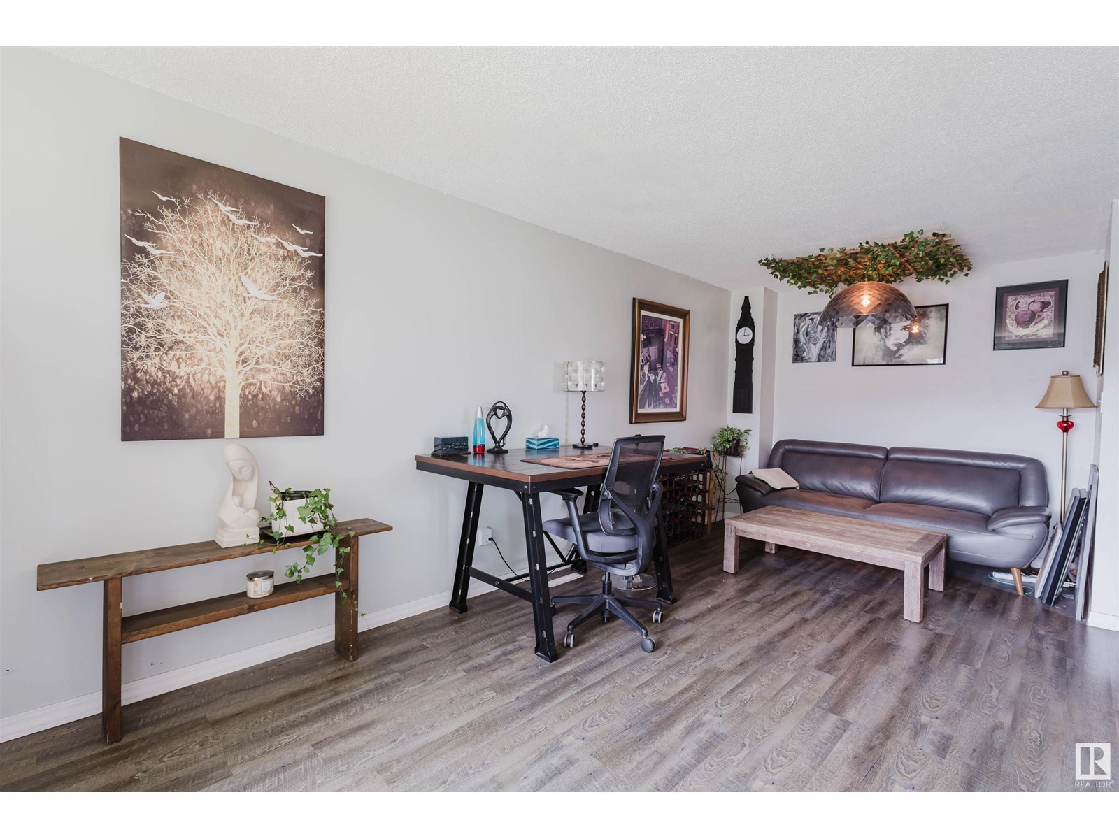 Photo 9 of 11452 39 Av Nw, Edmonton AB