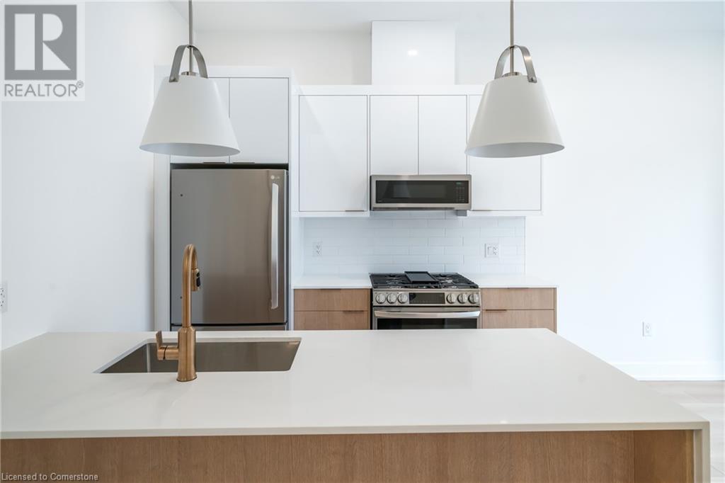 Photo 43 of 42 Ray Street S, Hamilton ON