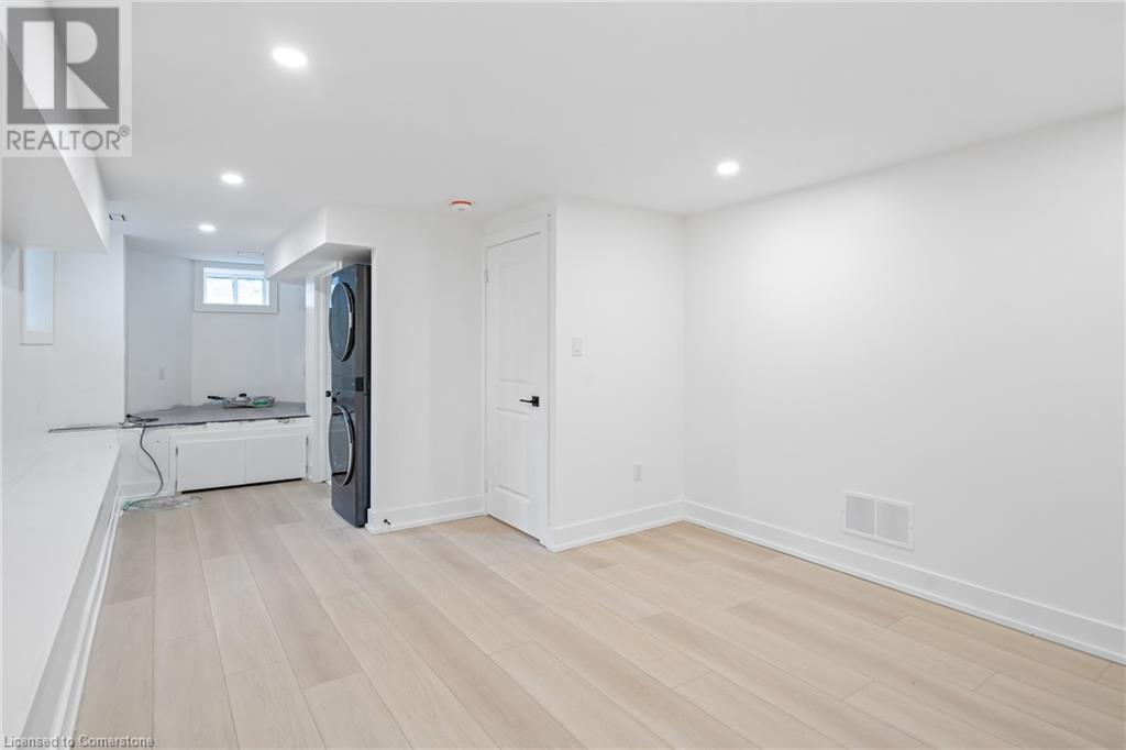 Photo 46 of 42 Ray Street S, Hamilton ON