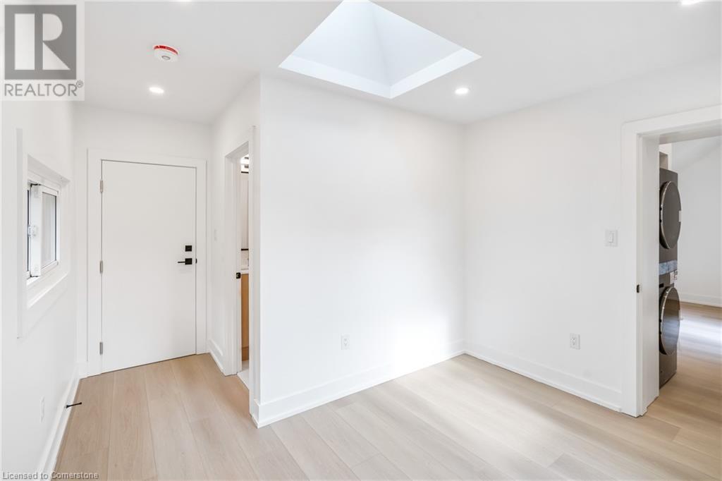 Photo 39 of 42 Ray Street S, Hamilton ON