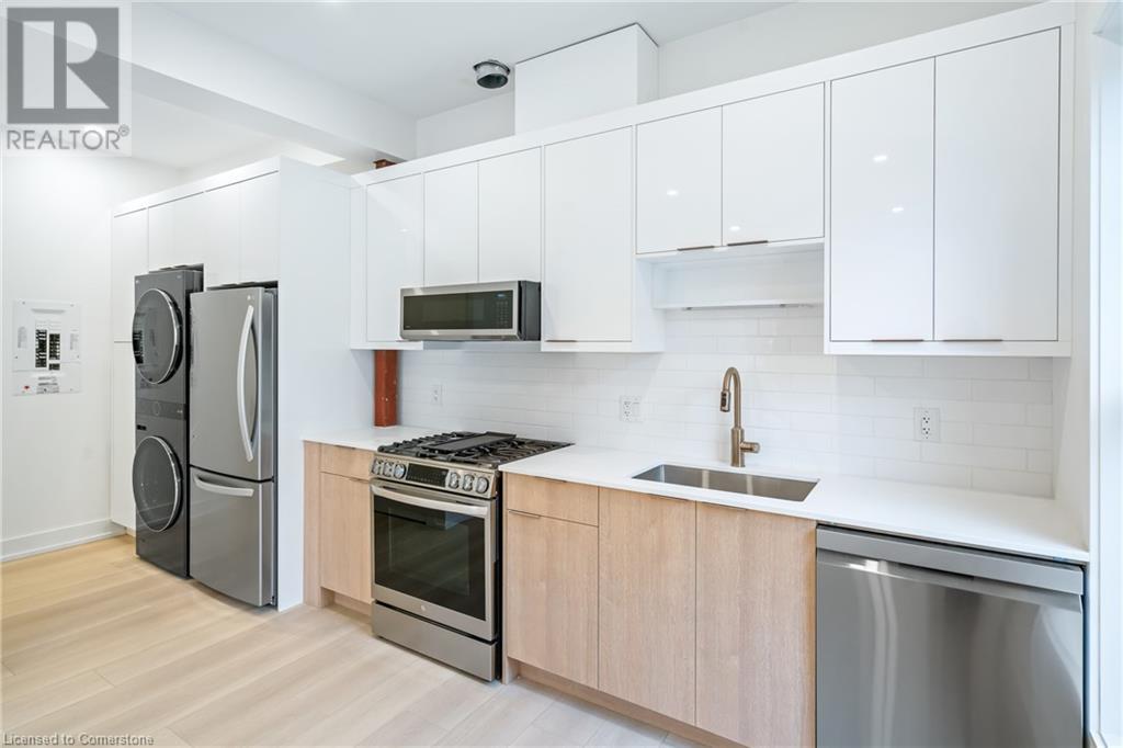 Photo 30 of 42 Ray Street S, Hamilton ON