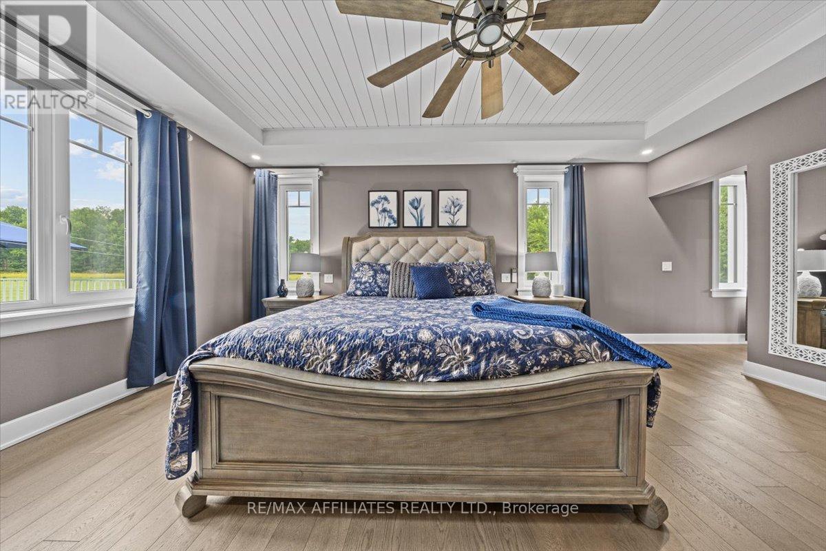 Photo 33 of 2440 Emmett Road, Ottawa ON
