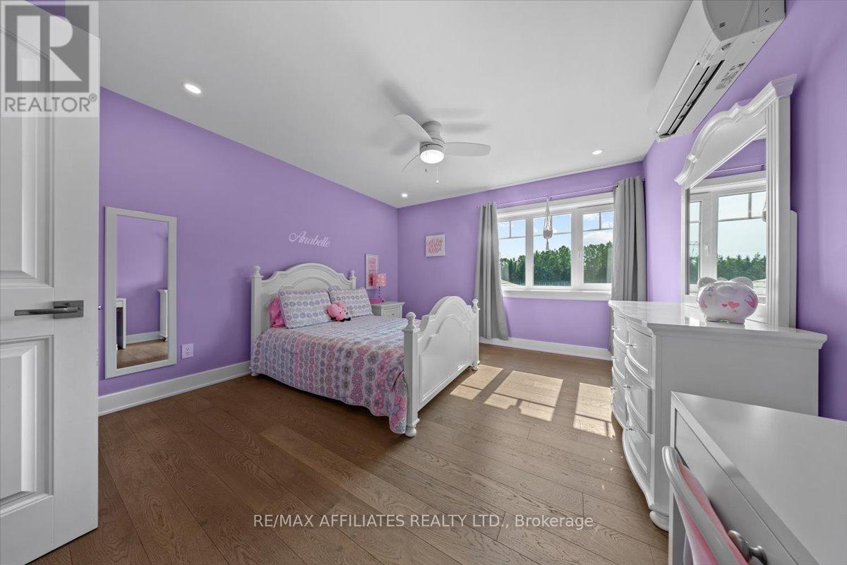 Photo 5 of 2440 Emmett Road, Ottawa ON
