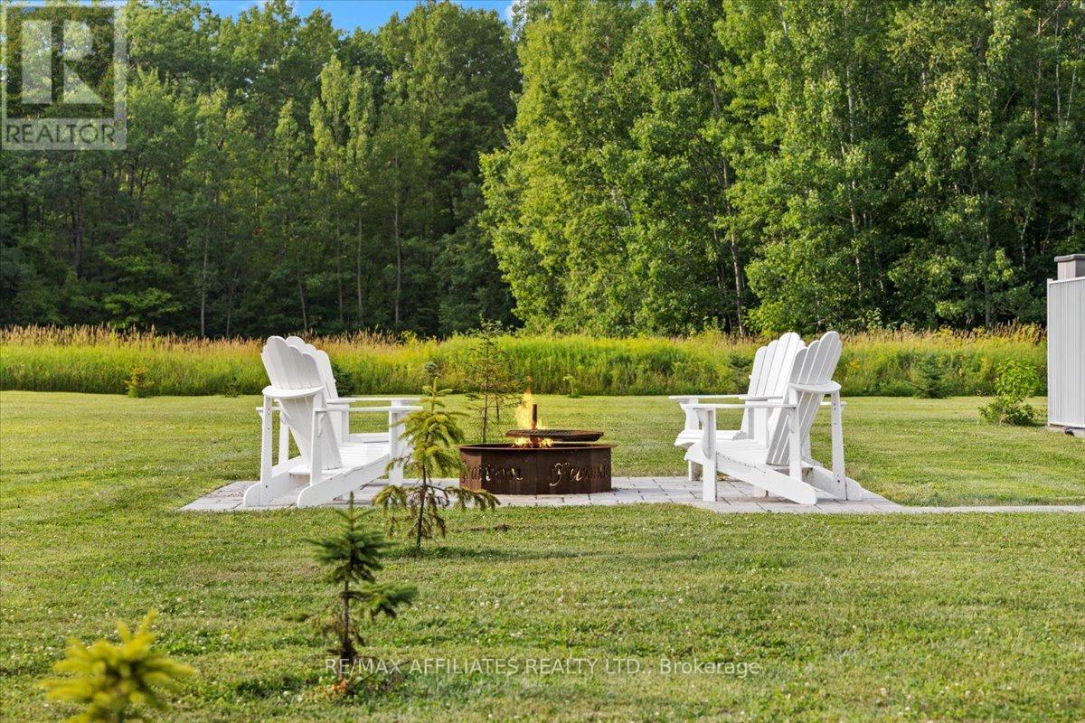 Photo 7 of 2440 Emmett Road, Ottawa ON