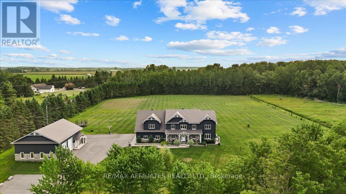 Photo 8 of 2440 Emmett Road, Ottawa ON