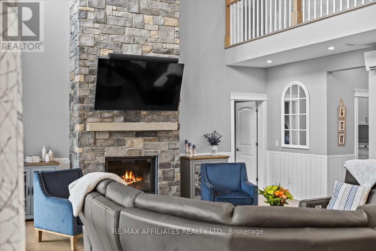 Photo 22 of 2440 Emmett Road, Ottawa ON