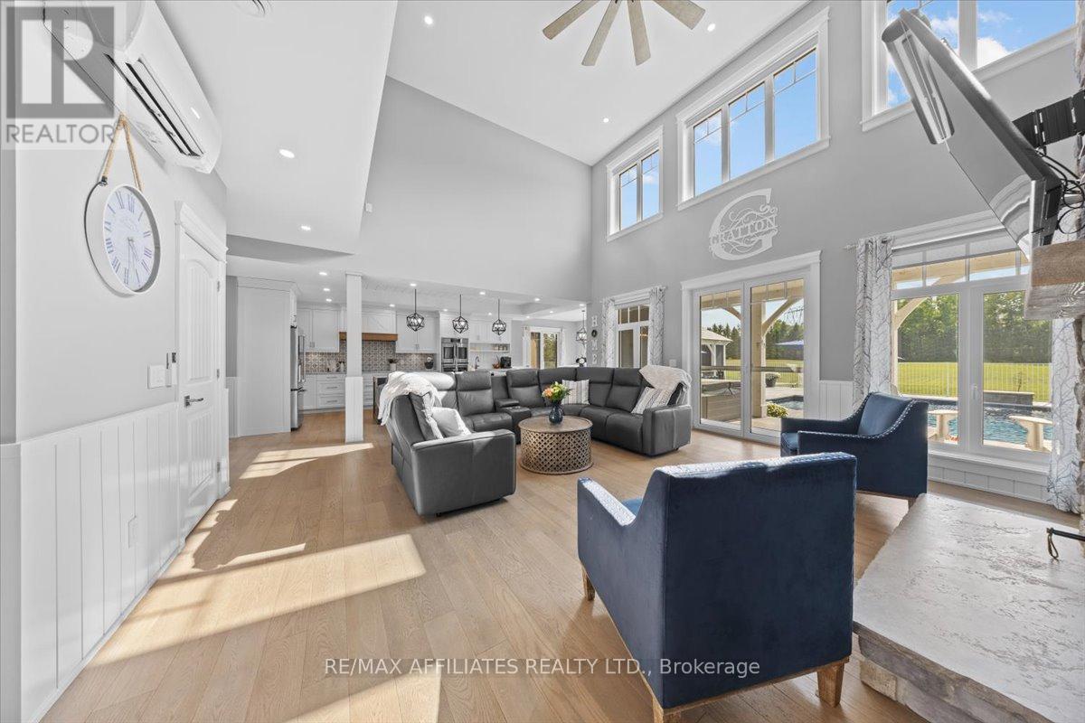 Photo 45 of 2440 Emmett Road, Ottawa ON