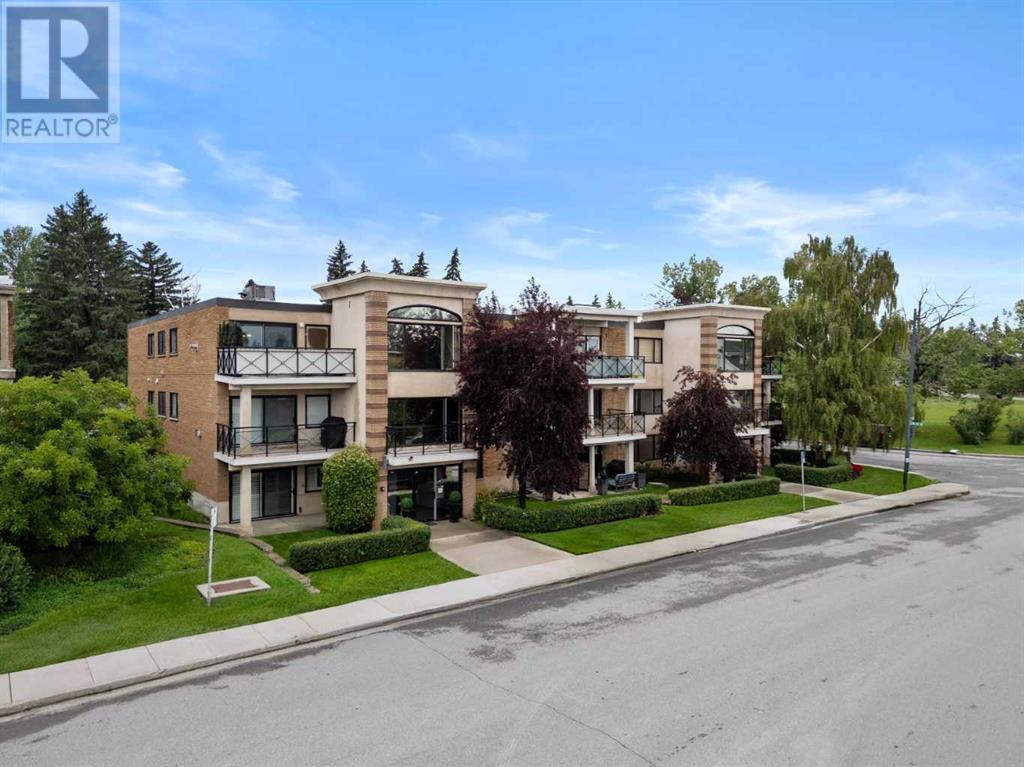 Single Family House for Sale in    Street SW Britannia Calgary 