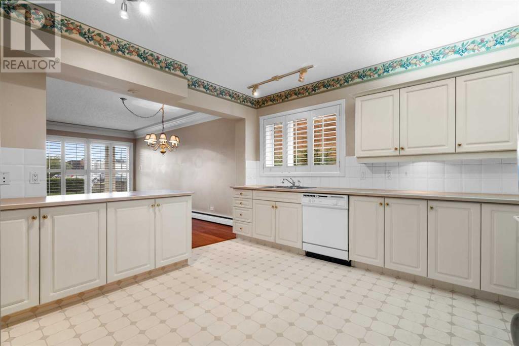 Single Family House for Sale in    Street SW Britannia Calgary 
