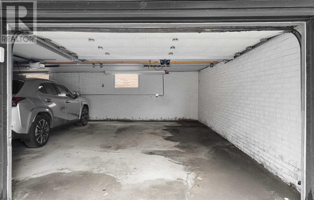 Single Family House for Sale in    Street SW Britannia Calgary 