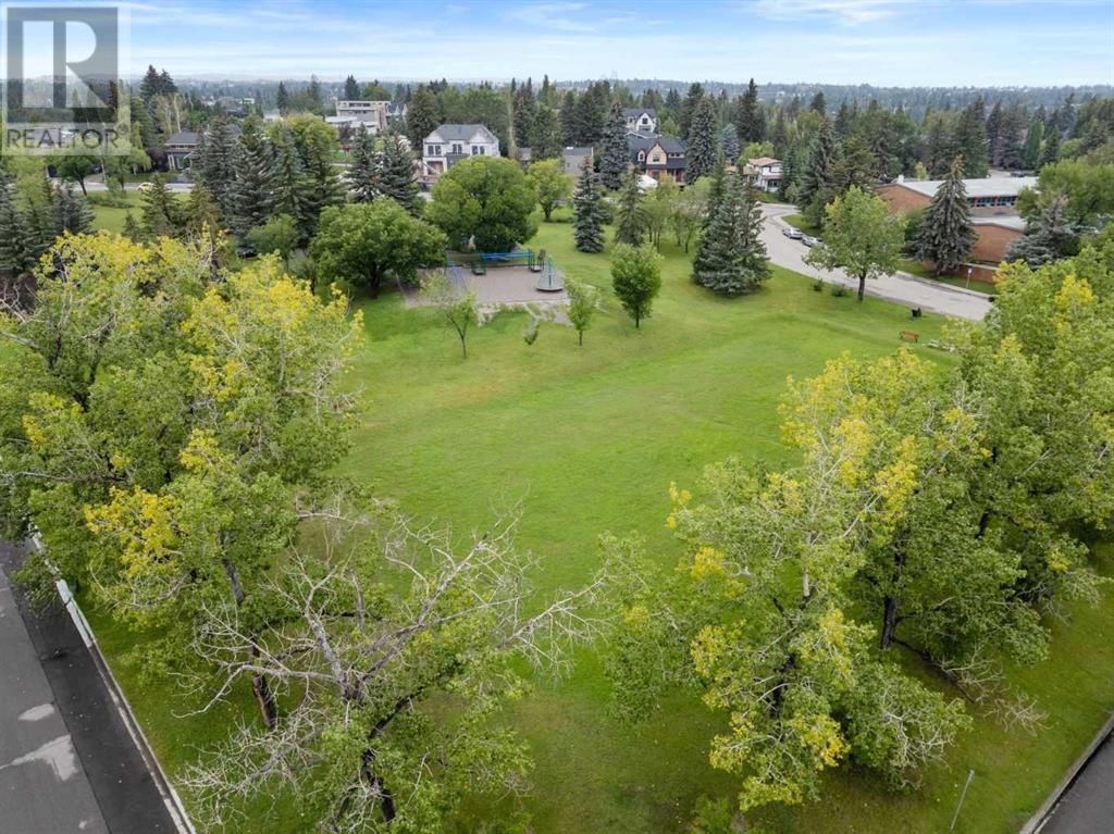 7, 4907 8 Street SW, Calgary, Alberta
