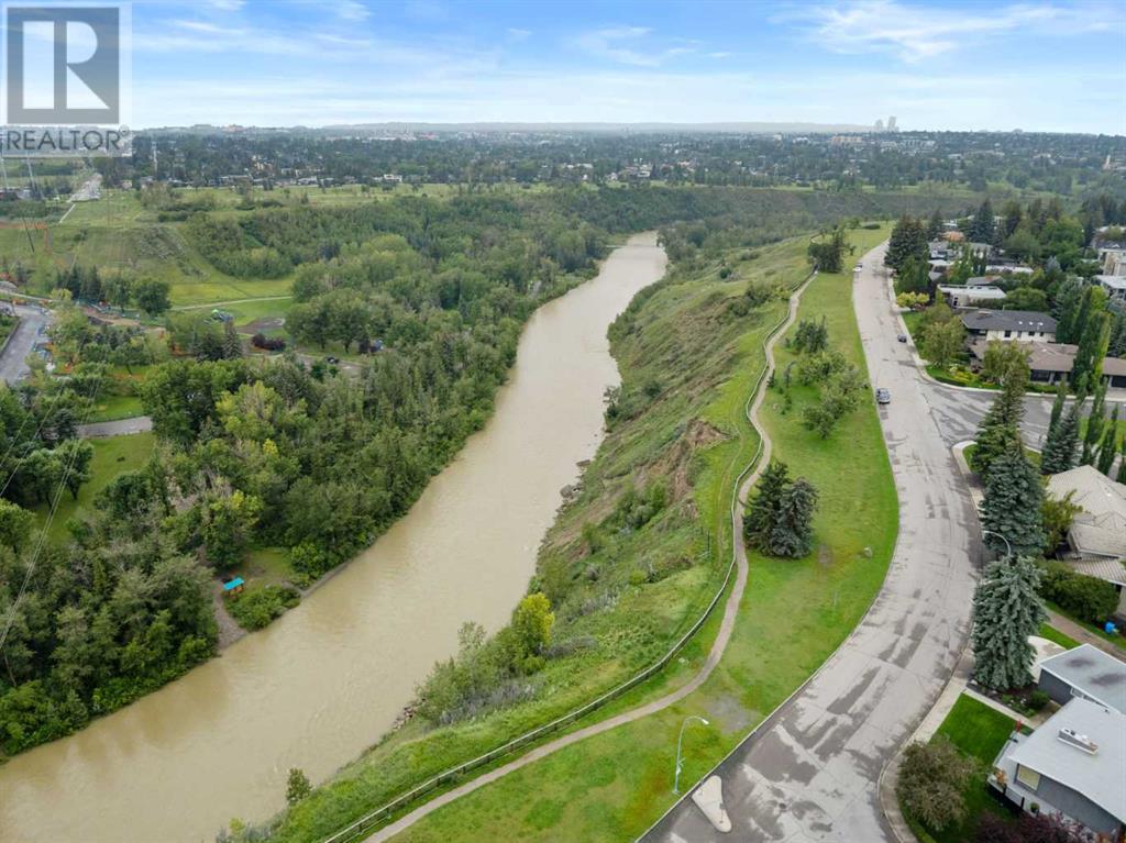 Single Family House for Sale in    Street SW Britannia Calgary 