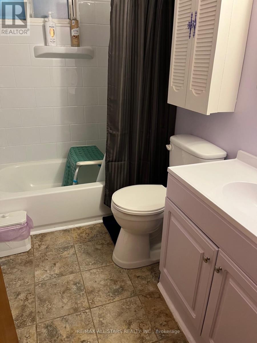 Photo 4 of 1225 Spring Valley Road, Minden Hills ON