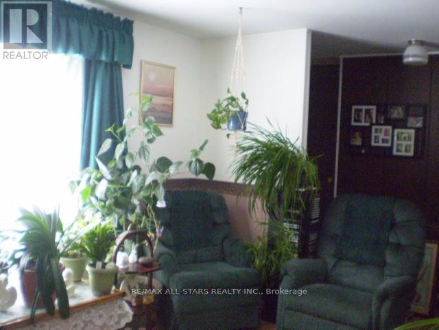 Photo 22 of 1225 Spring Valley Road, Minden Hills ON