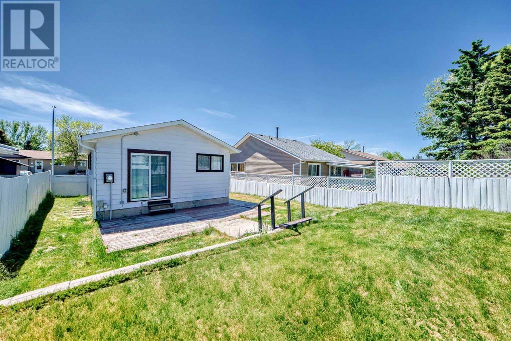 Single Family House Bi-level for Sale in  Falmead Road NE Falconridge Calgary 