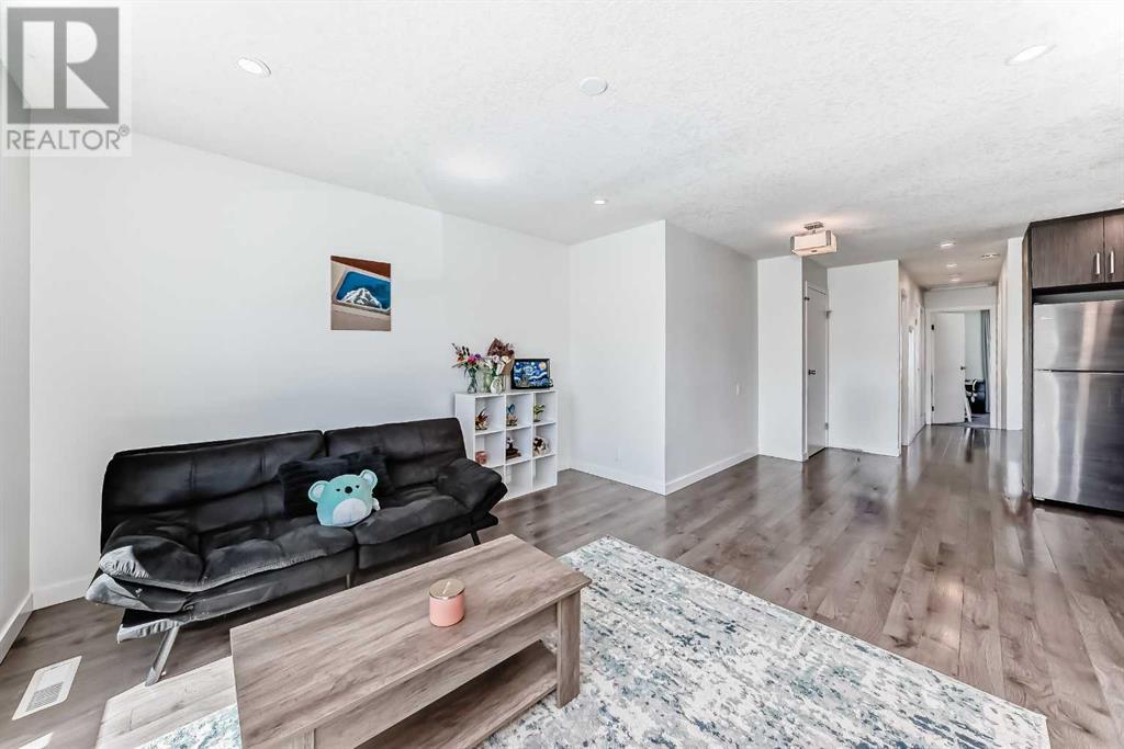 Single Family House Bi-level for Sale in  Falmead Road NE Falconridge Calgary 