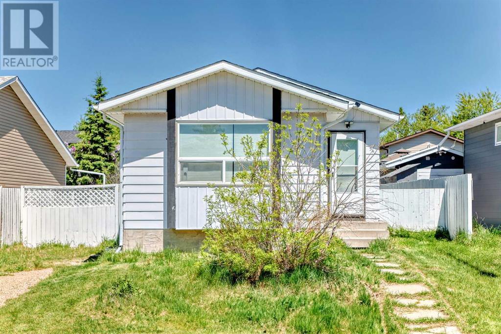 Single Family House Bi-level for Sale in  Falmead Road NE Falconridge Calgary 
