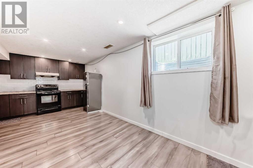 Single Family House Bi-level for Sale in  Falmead Road NE Falconridge Calgary 
