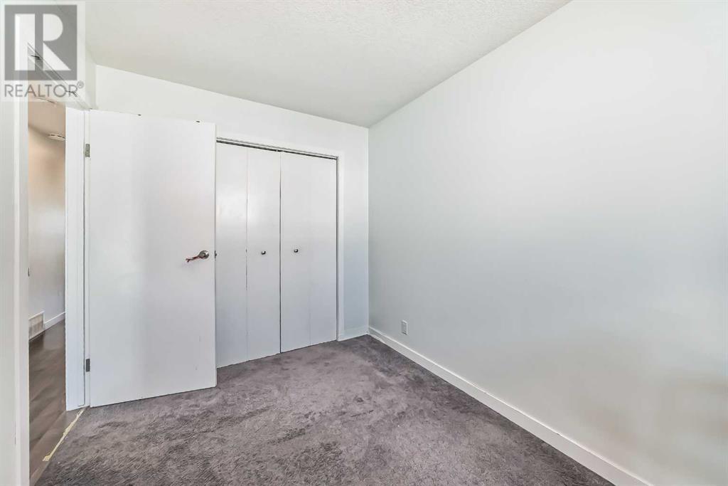 Single Family House Bi-level for Sale in  Falmead Road NE Falconridge Calgary 