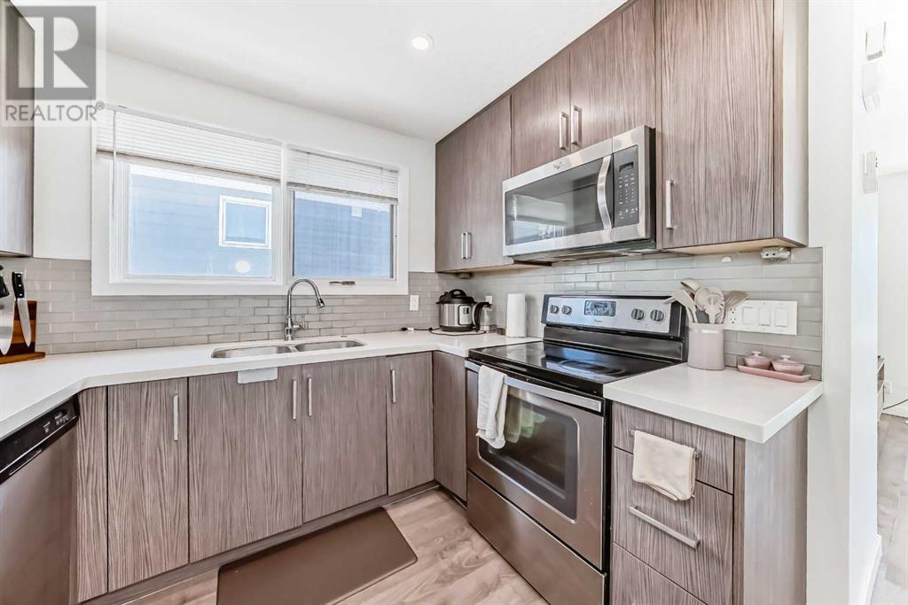 Single Family House Bi-level for Sale in  Falmead Road NE Falconridge Calgary 