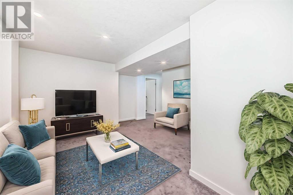 Single Family House Bi-level for Sale in  Falmead Road NE Falconridge Calgary 