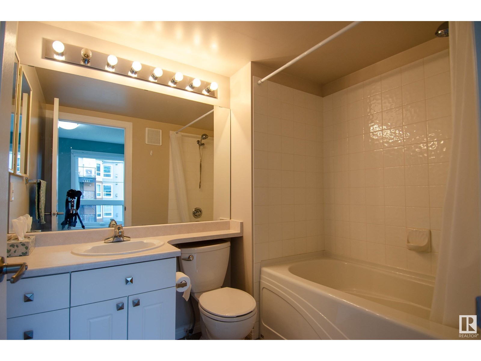 Photo 8 of 408 7905 96 St Nw, Edmonton AB